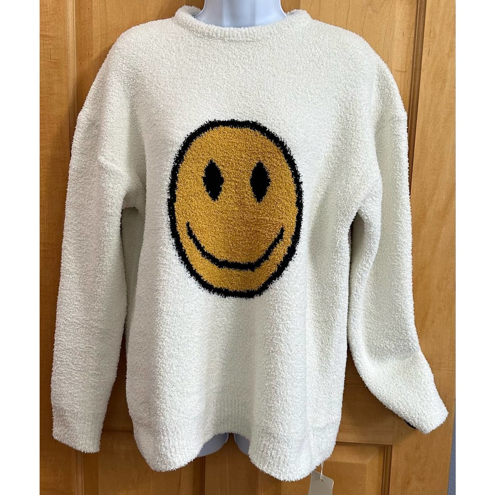 ComfyLuxe Women’s or Teens Long Sleeve Microfiber Soft Smiley Face Oversized M/L - Picture 2 of 11